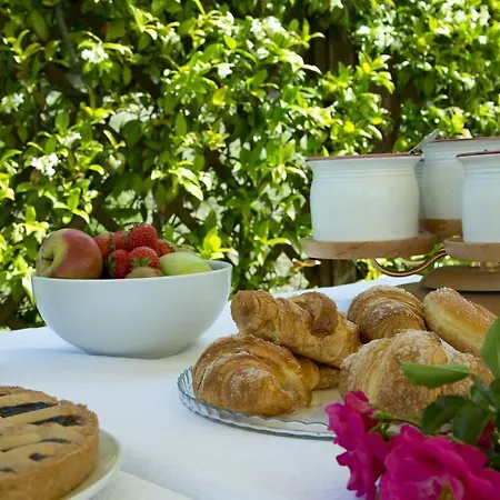 Agroturismo Le Colombe Asís